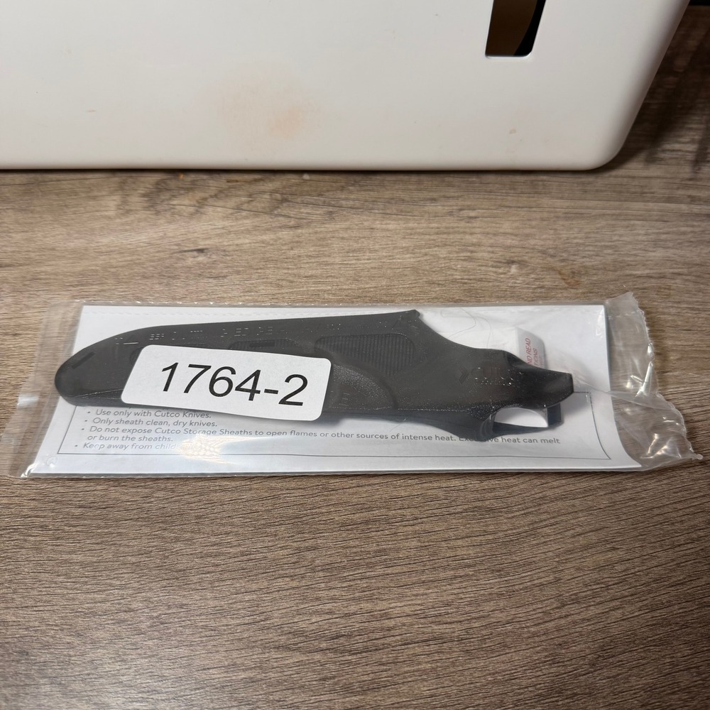Cutco 1764-2 Cheese Knife Storage Sheath Black Plastic Blade Guard Protector New